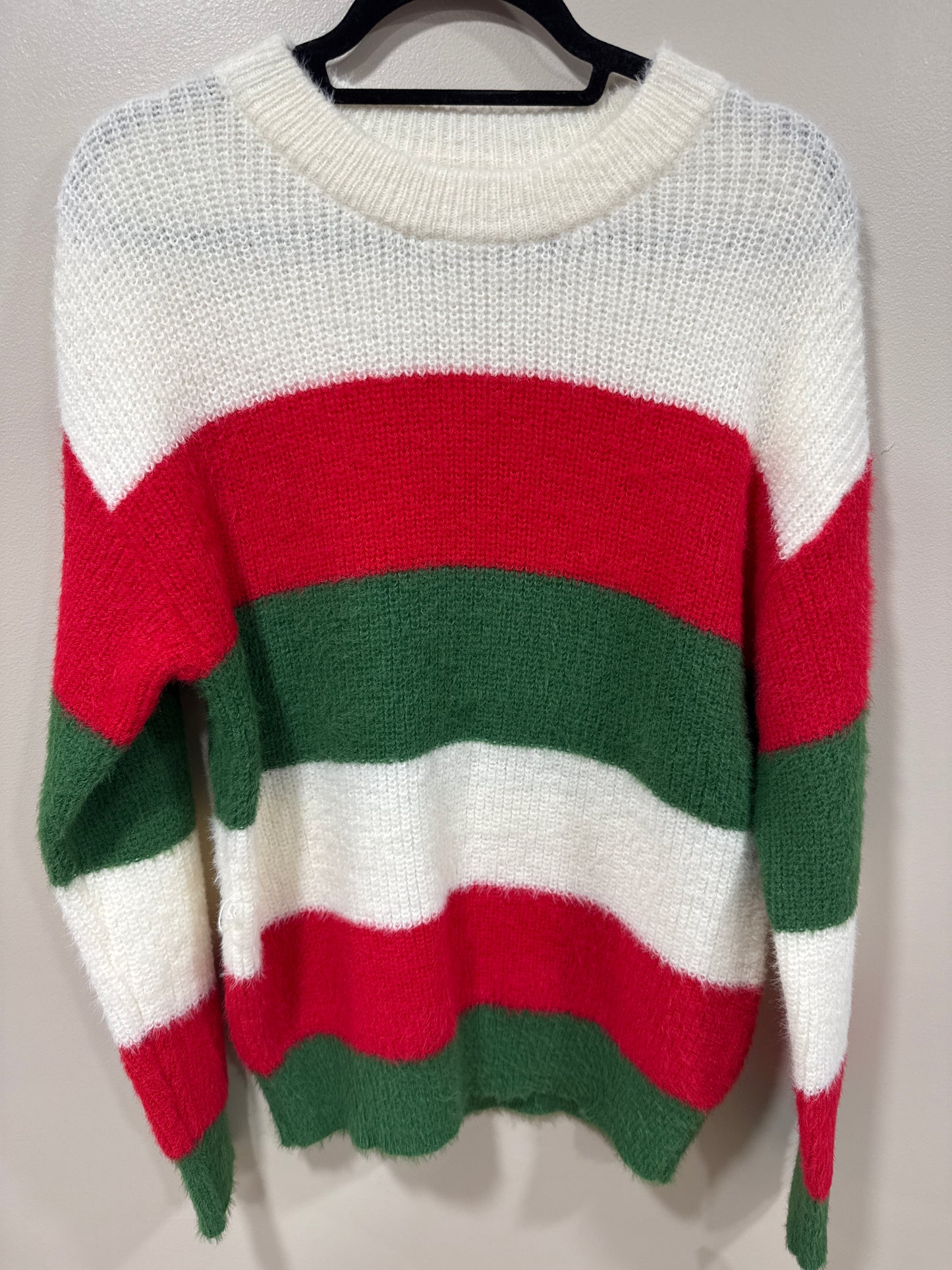 MICHELLE MAE RED/GREEN/CREAM LUXE SWEATER
