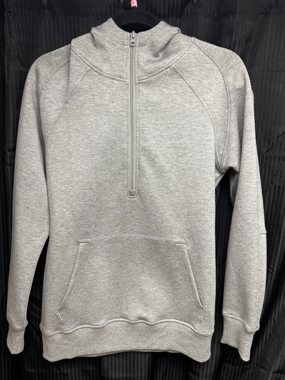 MICHELLE MAE HOODED PULLOVER