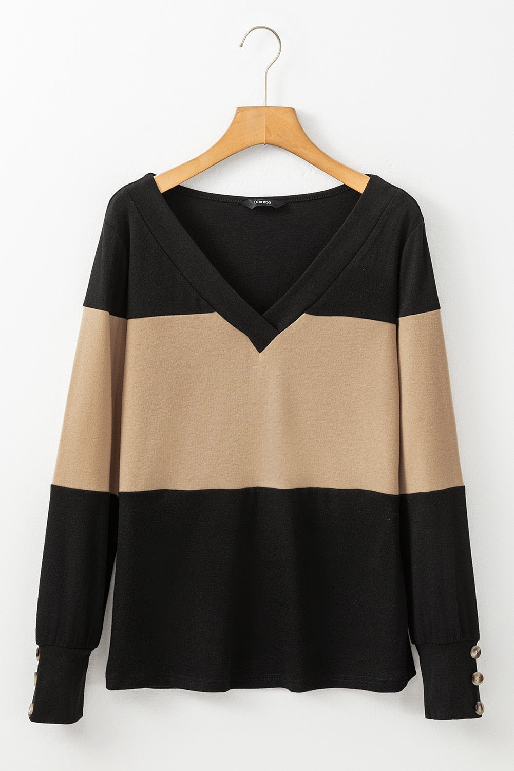 BLACK & TAN VNECK TOP WITH BUTTON SLEEVE DETAIL