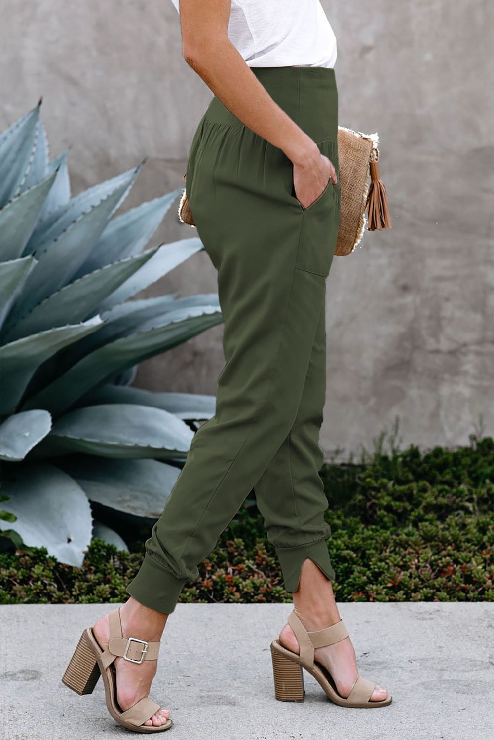 GREEN RELAXED FIT JOGGER
