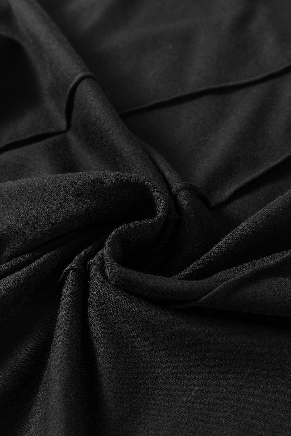 BLACK PLEATED TANK