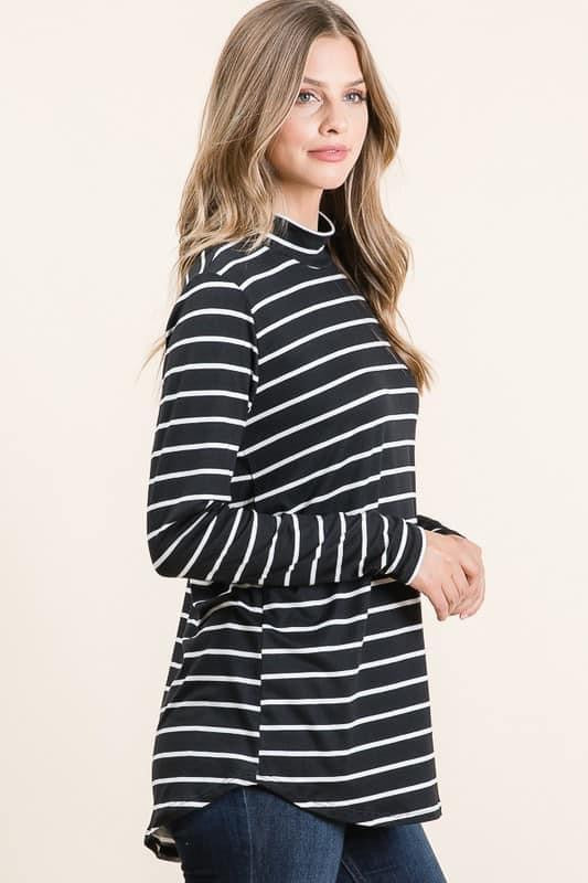 MOCK NECK BLACK/WHITE STRIPE TOP