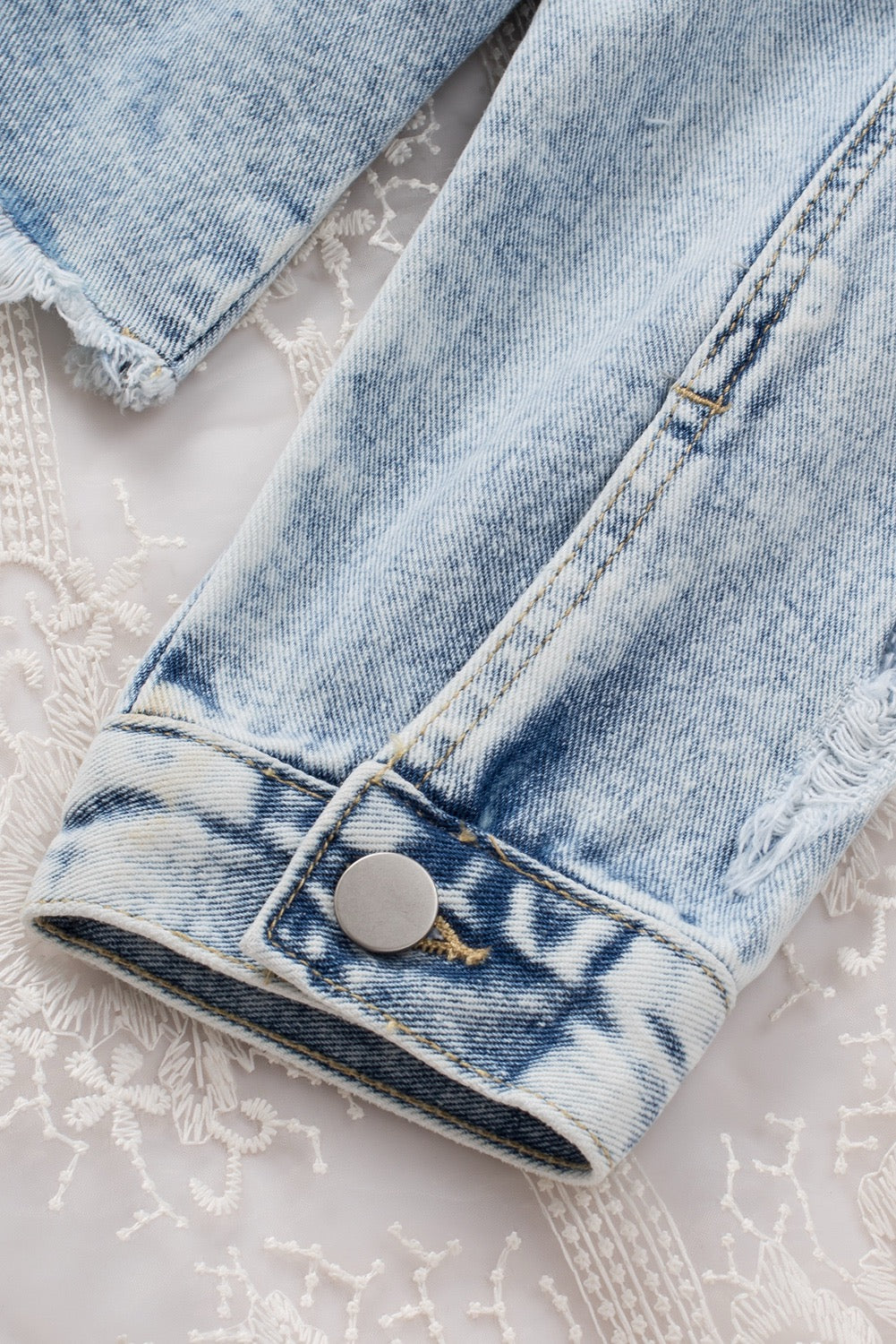RAW HEM DENIM JACKET