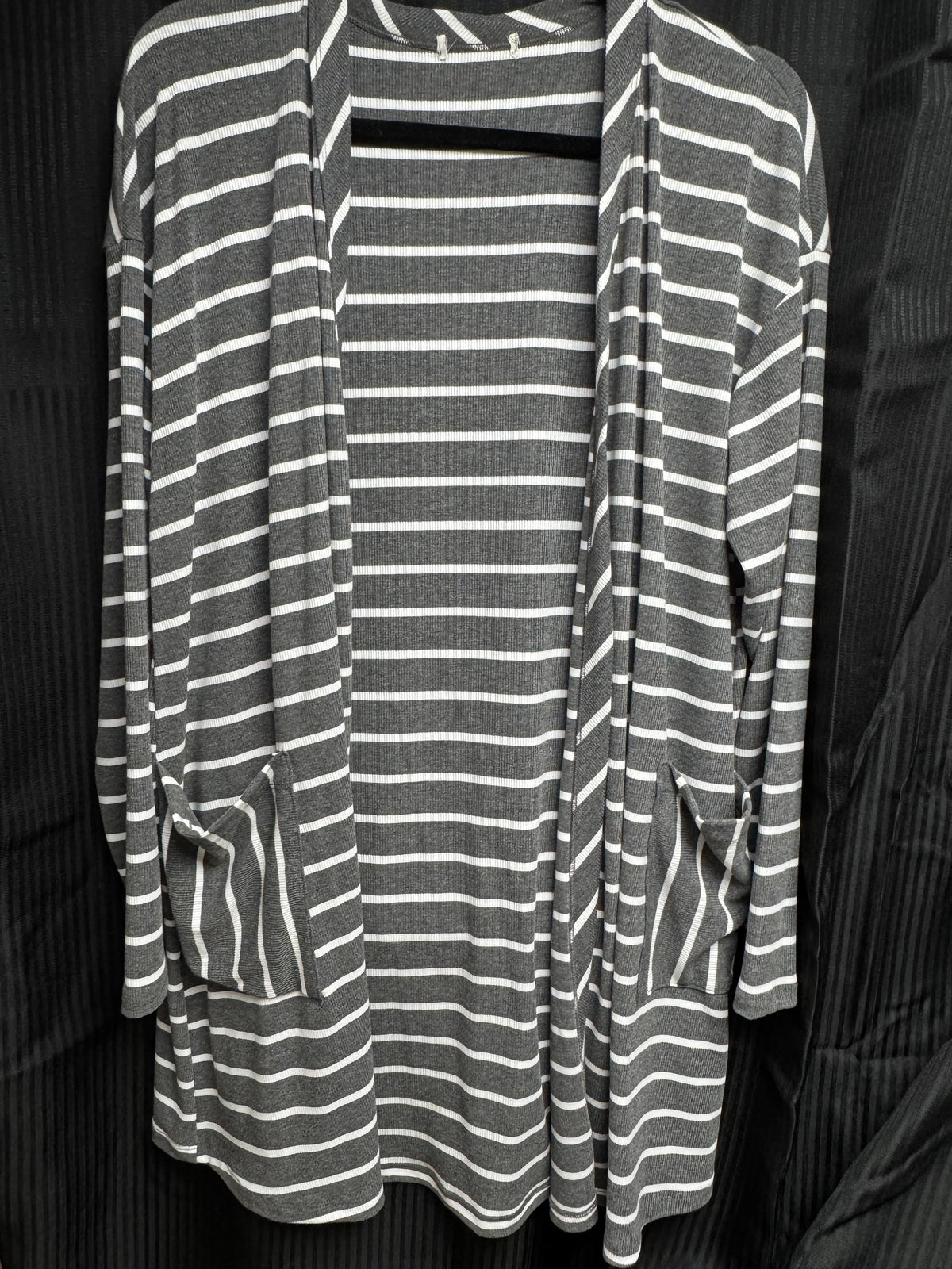 MICHELLE MAE STRIPED CARDIGAN