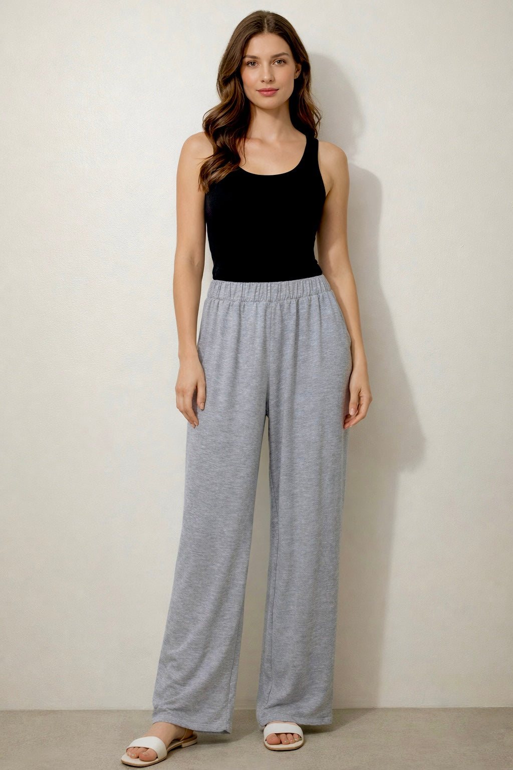 RELAXED FIT GRAY LOUNGE PANTS WITH POCKETS