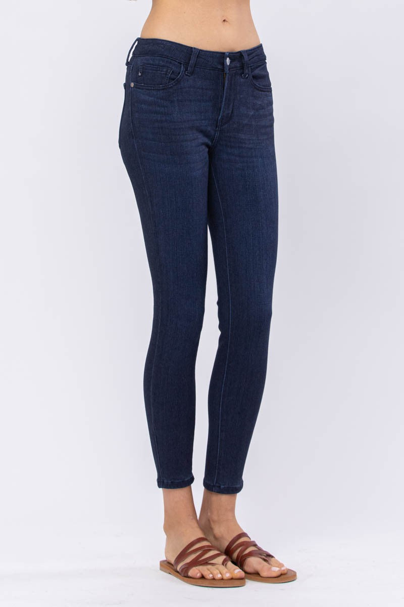 JUDY BLUE MID-RISE DARK SKINNY DENIM