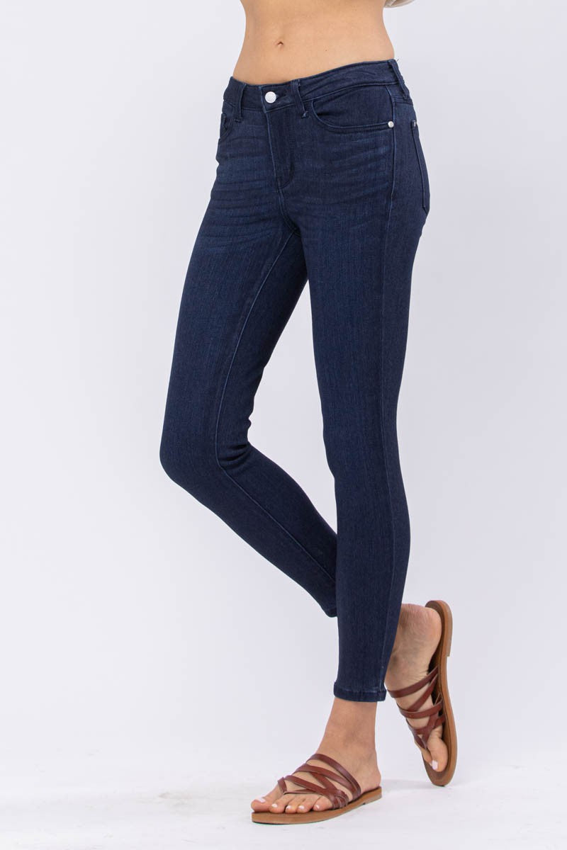 JUDY BLUE MID-RISE DARK SKINNY DENIM