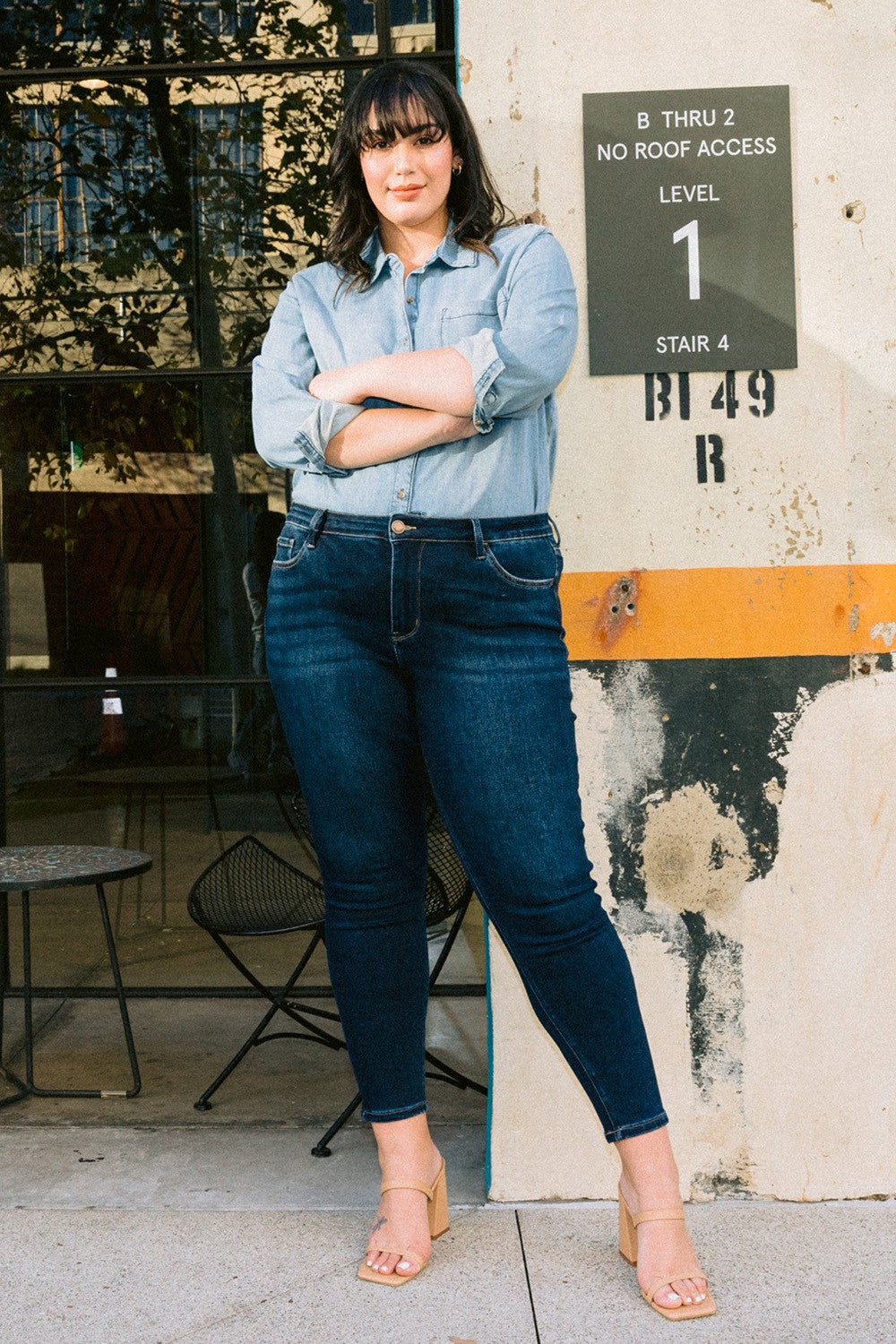 LOVERVET MID-RISE ANKLE SKINNY DENIM