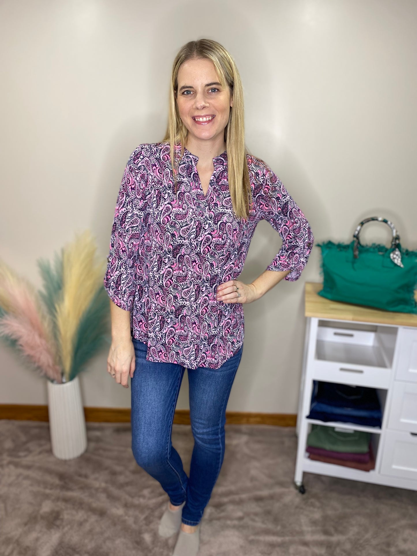 LIZZY PINK PAISLEY 3/4 BUTTON SLEEVE TOP