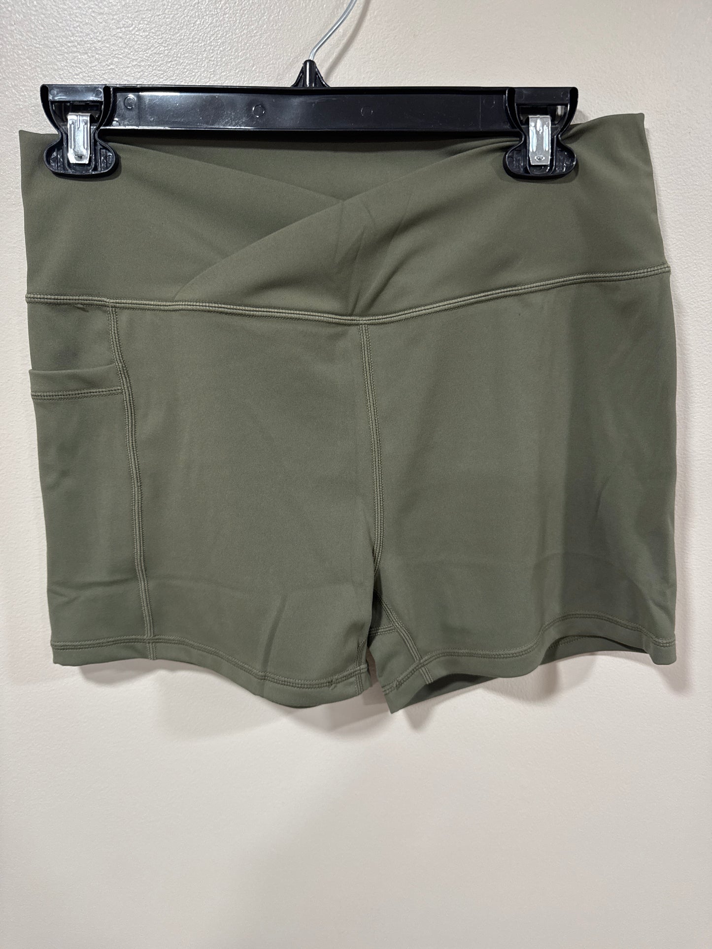 OLIVE ATHLETIC SHORTS