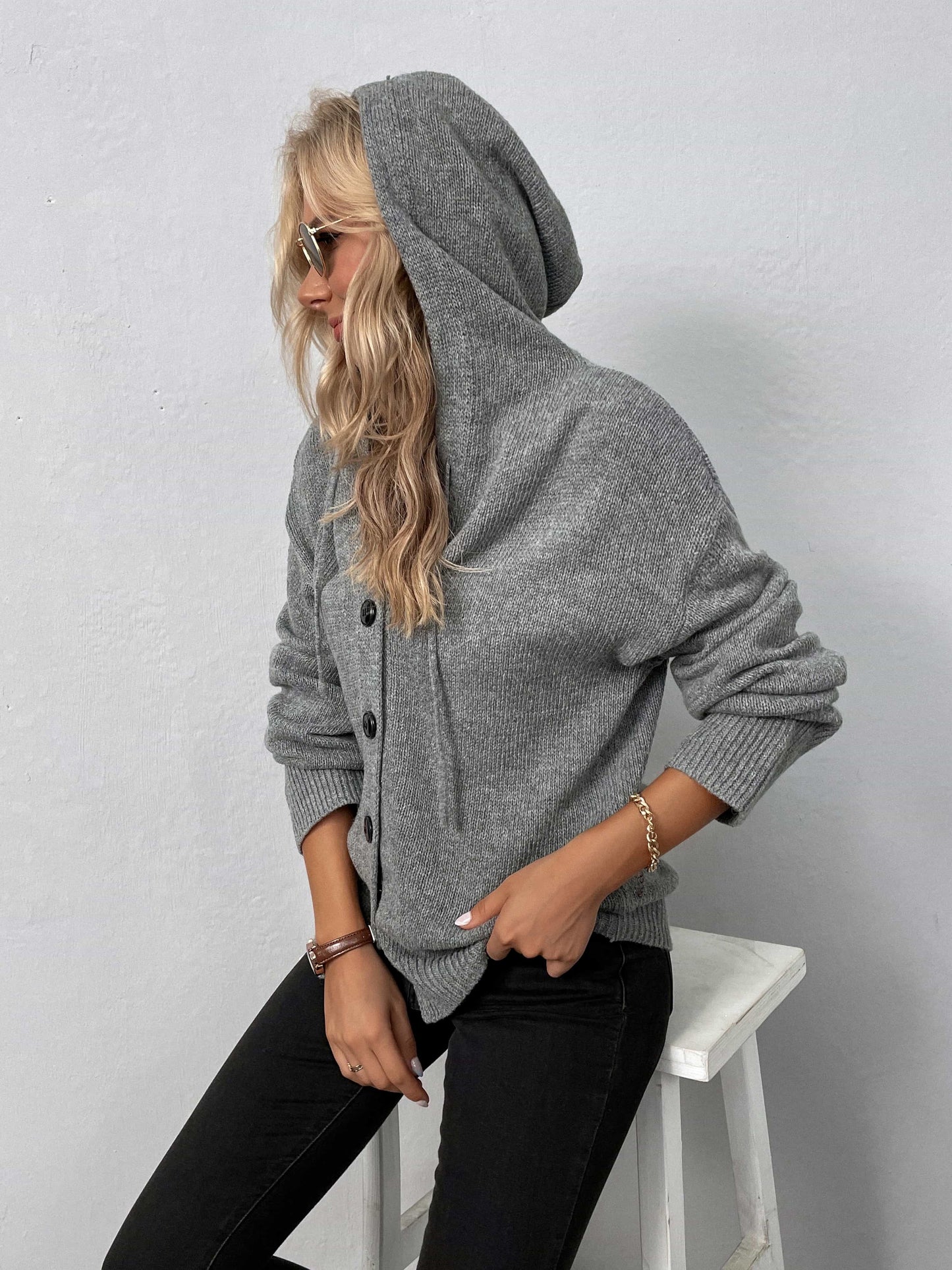 GRAY BUTTON DOWN HOODED CARDIGAN