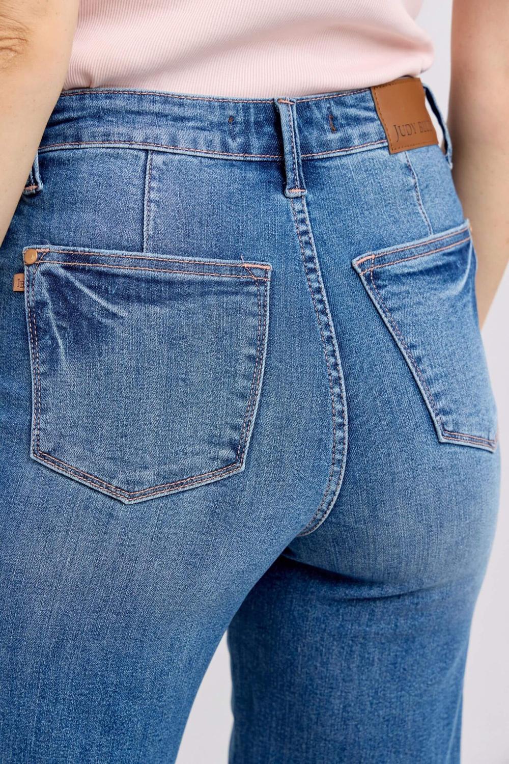 JUDY BLUE HIGH WAIST CONTRAST THREAD STRAIGHT DENIM JEANS