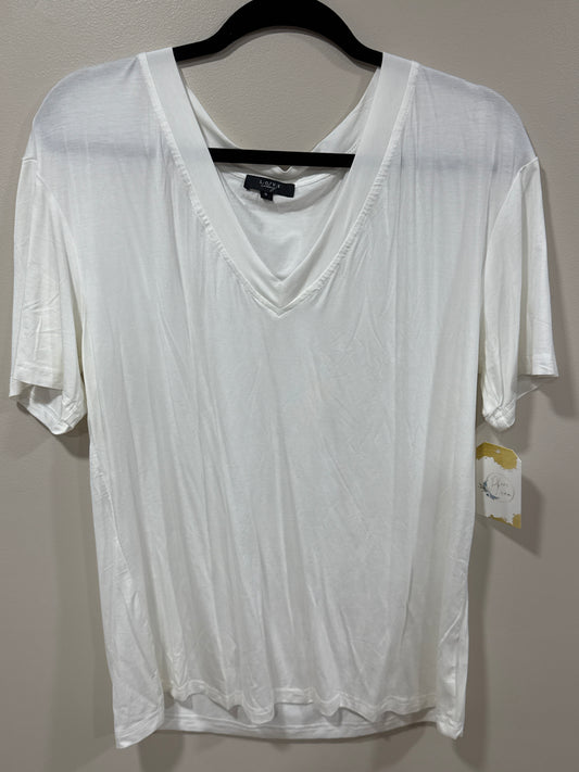 WHITE OVERSIZED STRETCH VNECK T
