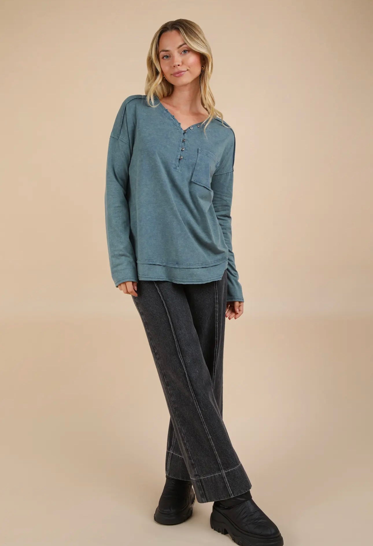 MINERAL WASH COMFY BLUE TOP