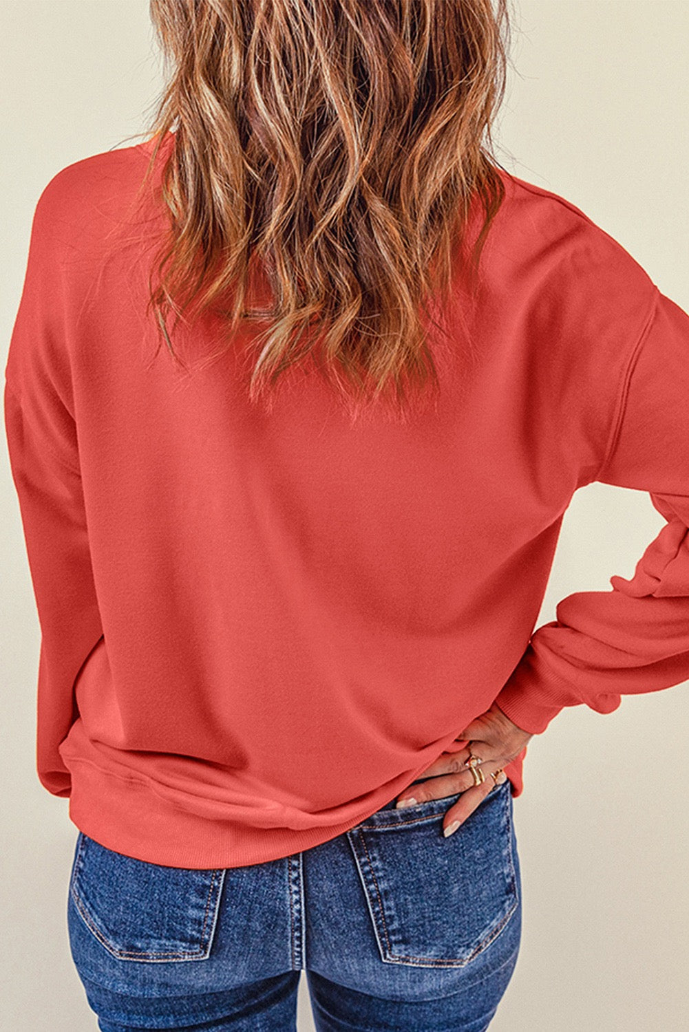 CORAL CREWNECK PULLOVER SWEATSHIRT