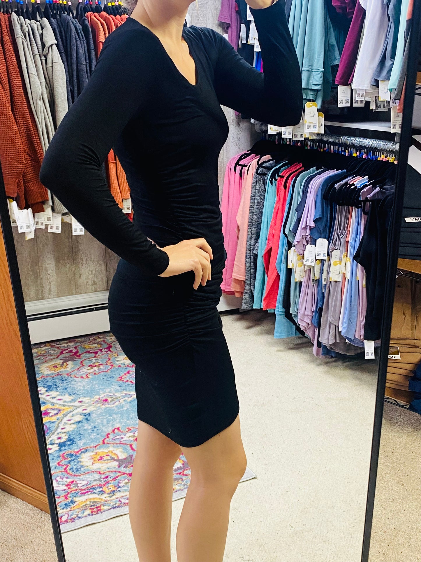 BLACK ROUCHED LONG SLEEVE DRESS