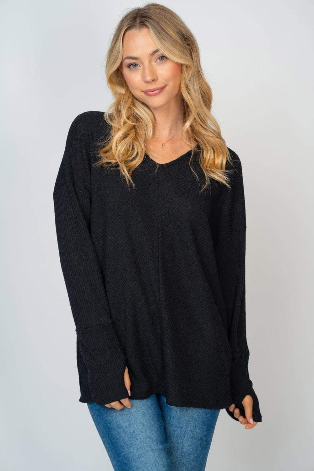 BLACK RIBBED KNIT WITH THUMBHOLES