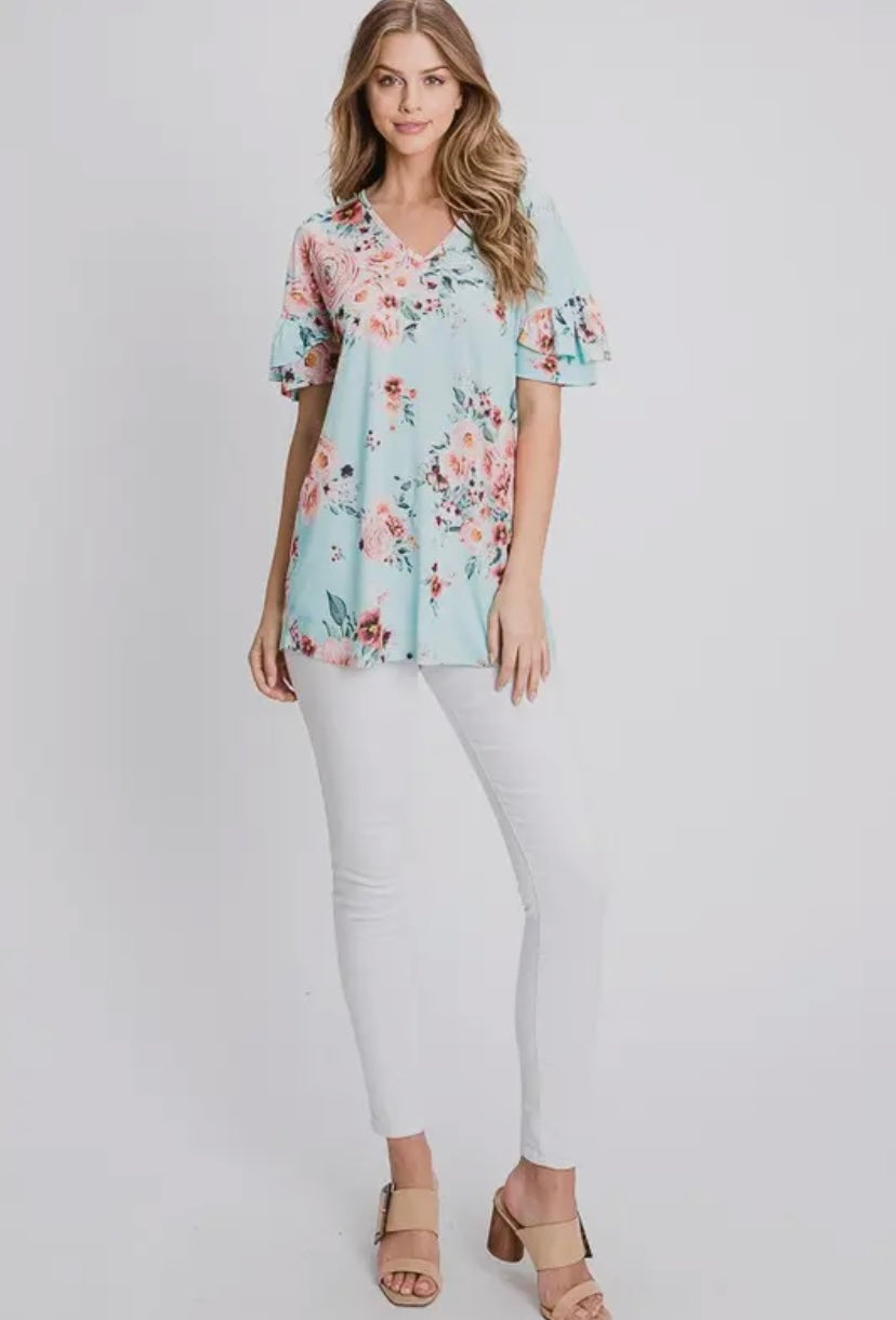 FLORAL VNECK TOP WITH RUFFLE SLEEVE