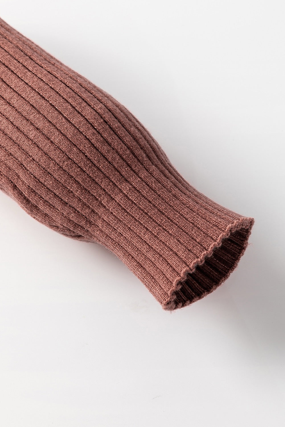 SOFT MINERAL RED RIBBED KNIT TURTLENECK SWEATER