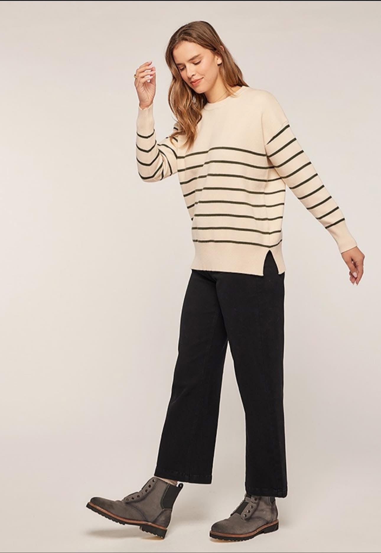 OATMEAL/DARK GREEN STRIPE SWEATER