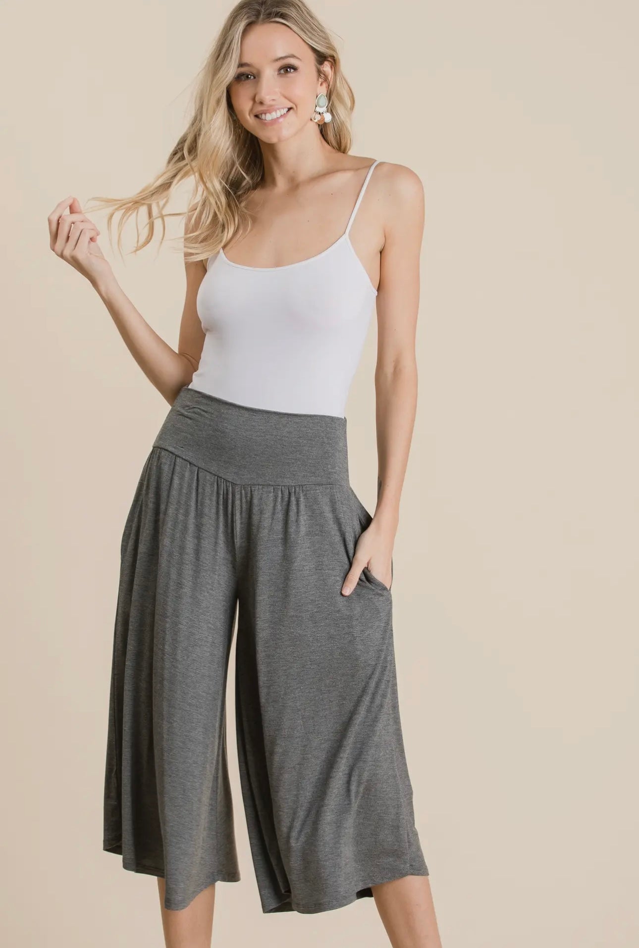 CHARCOAL CASUAL CAPRIS