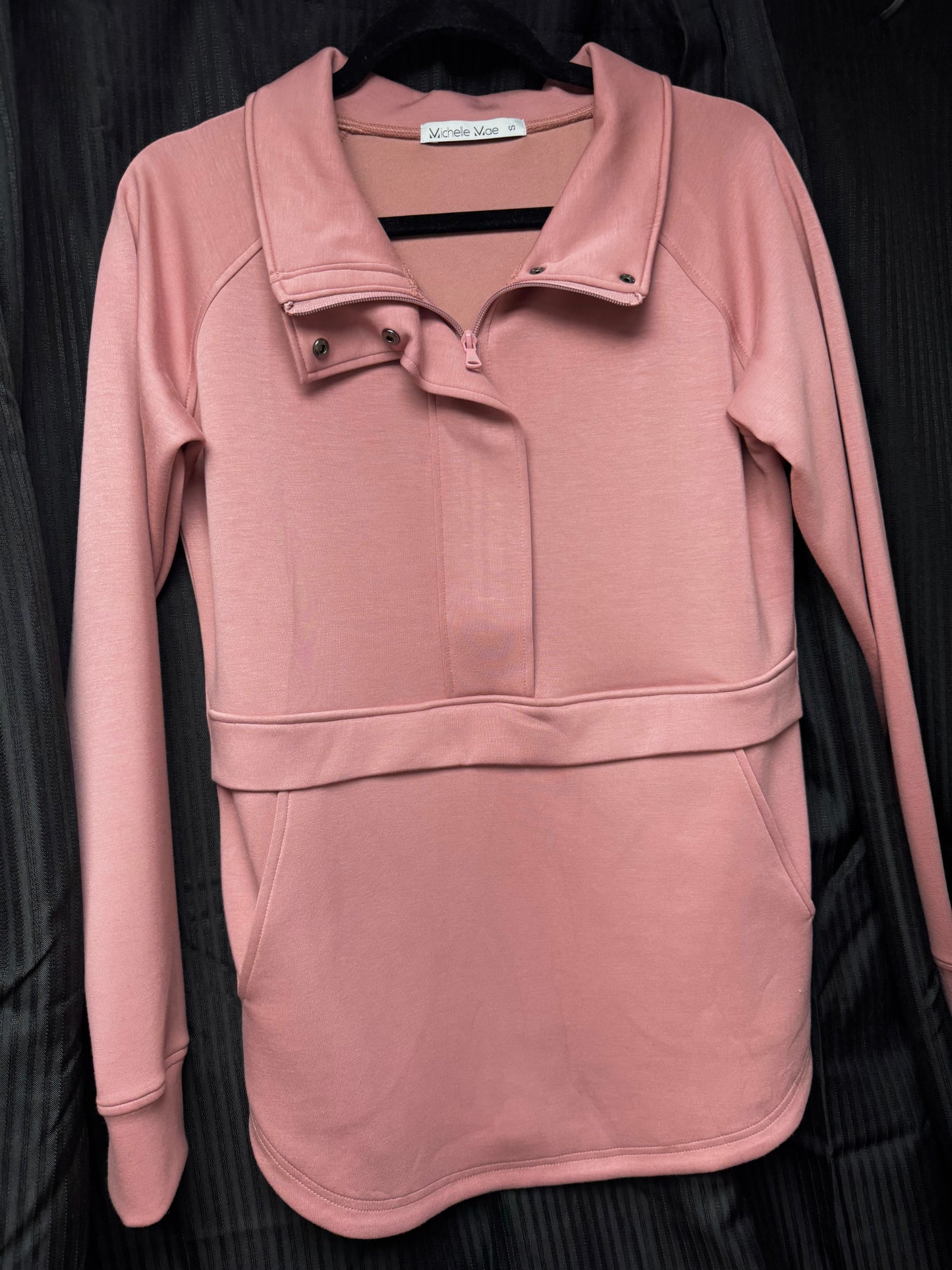 MICHELLE MAE COLLARED PULLOVER