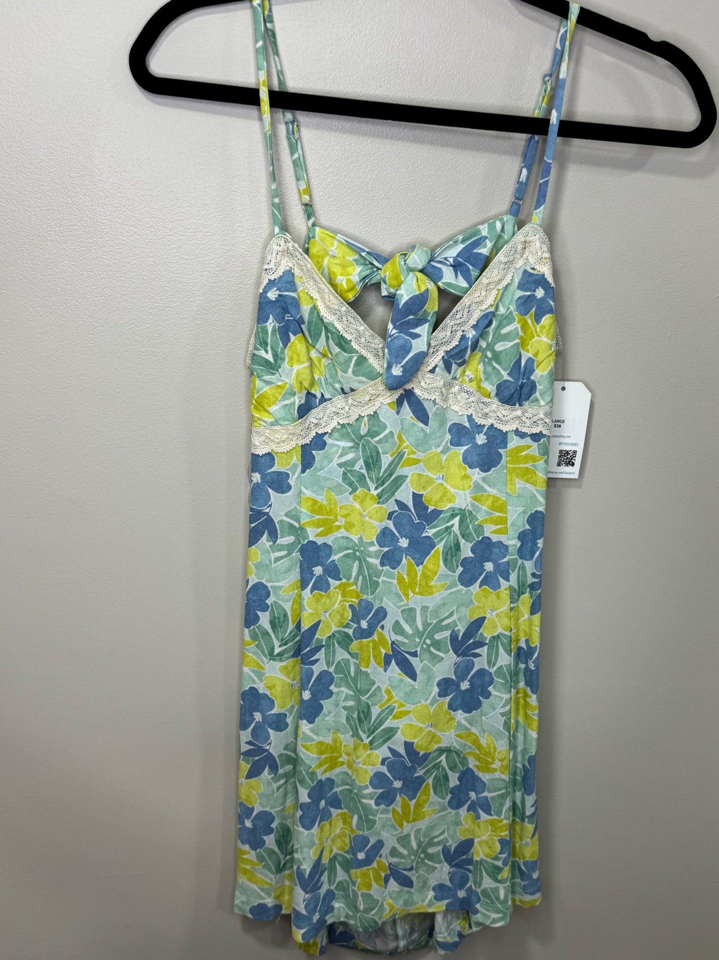 JUNIORS FLORAL DRESS