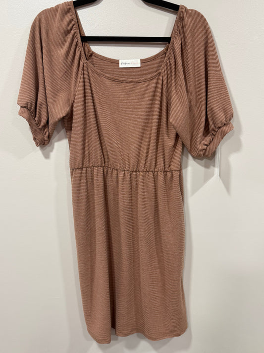 TOFFEE DRESS SIZE SMALL