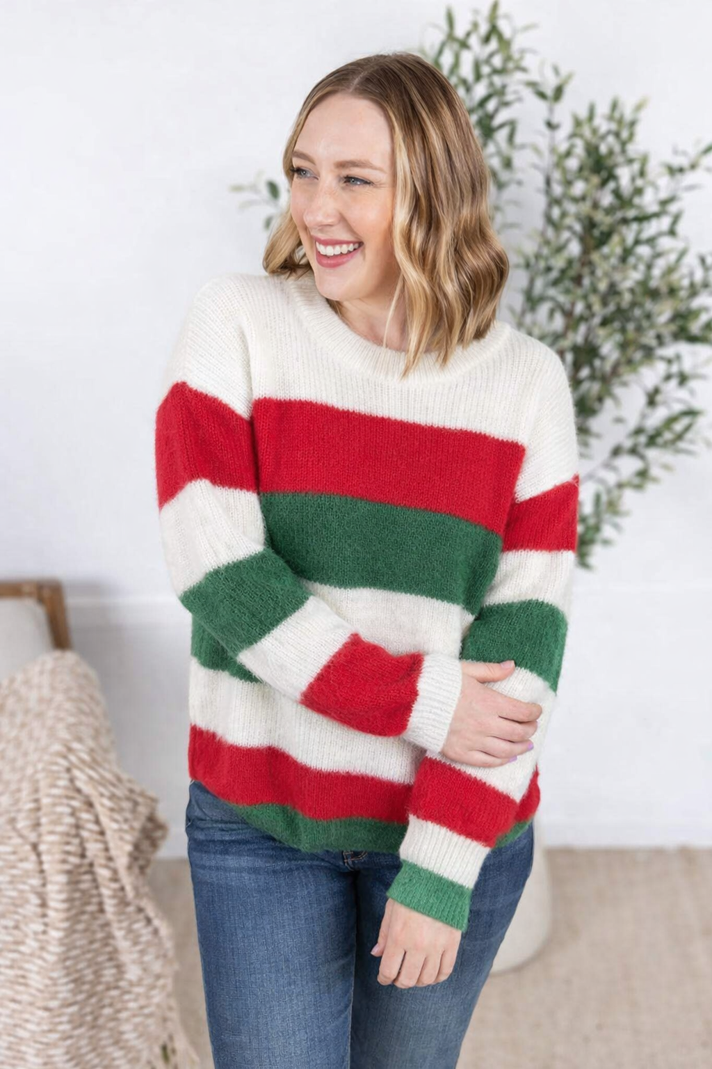 MICHELLE MAE RED/GREEN/CREAM LUXE SWEATER