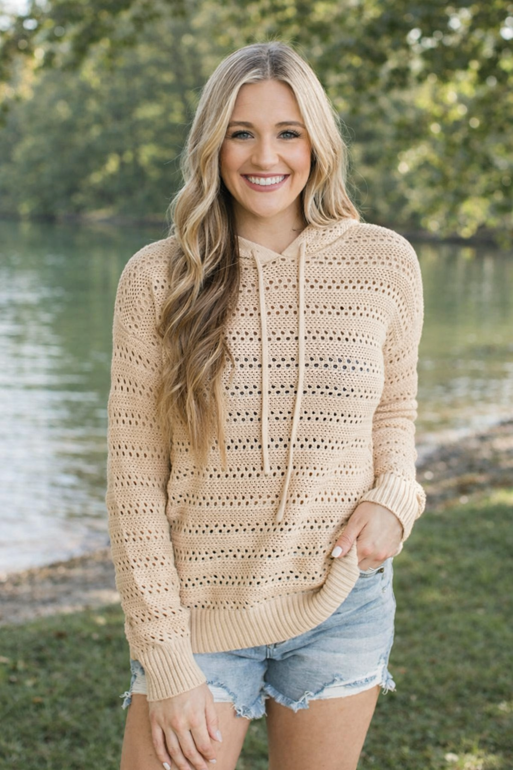 NATURAL HOODED KNIT SWEATER