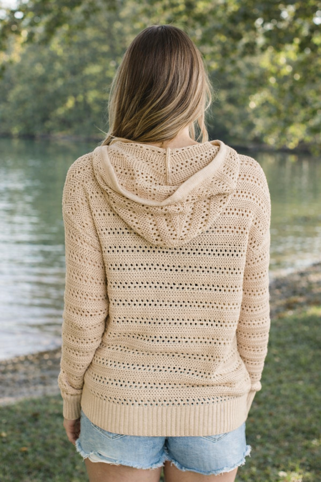NATURAL HOODED KNIT SWEATER