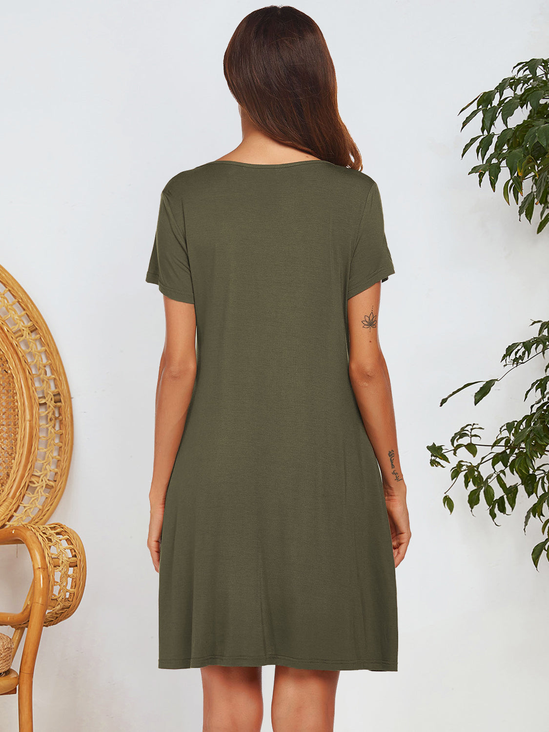 GREEN BUTTON NOTCHED SHORT SLEEVE DRESS